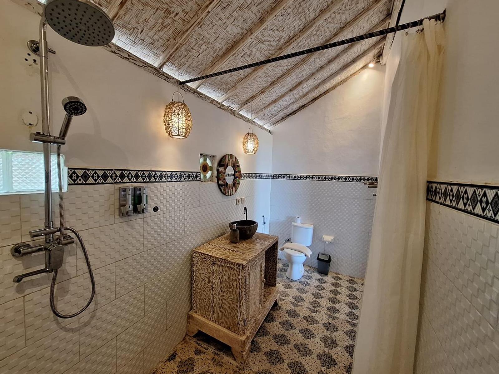 La Colina Bungalow Ped Exterior photo